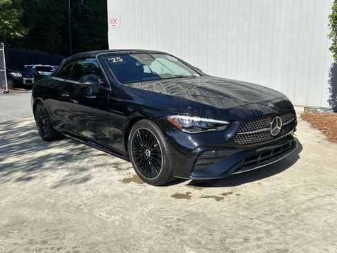 Certified 2025 Mercedes-Benz CLE 300 4MATIC Cabriolet image 6