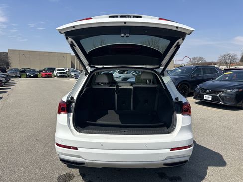 Used 2023 Audi Q3 2.0T Premium image 10