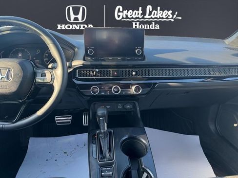 Used 2024 Honda Civic Sport image 11