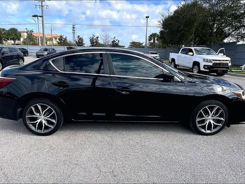 Used 2020 Acura ILX w/ Premium Package image 4