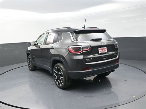 Used 2018 Jeep Compass Limited w/ Safety & Security Group image 5