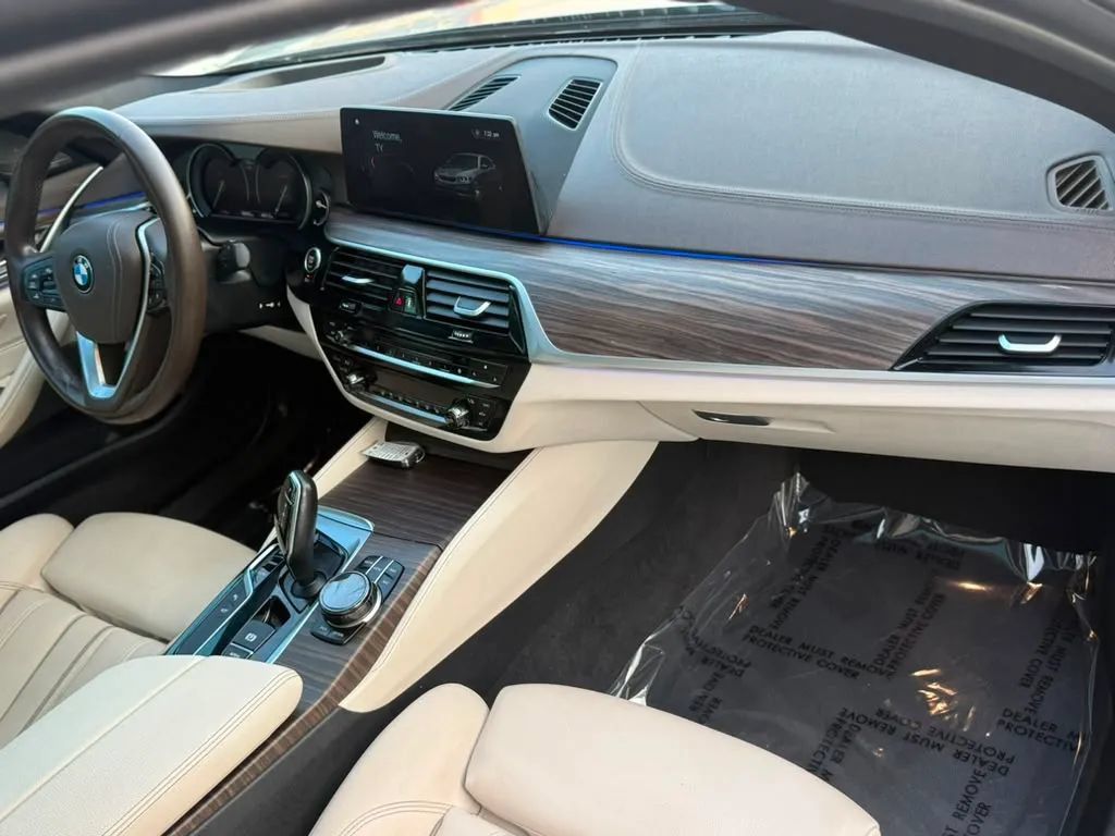 Used 2017 BMW 530i RWD image 24