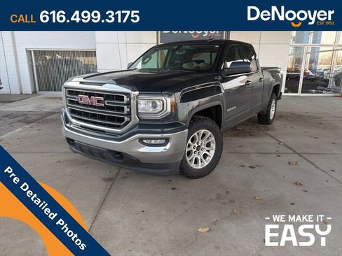 Used 2018 GMC Sierra 1500 SLE w/ SLE Value Package image 1