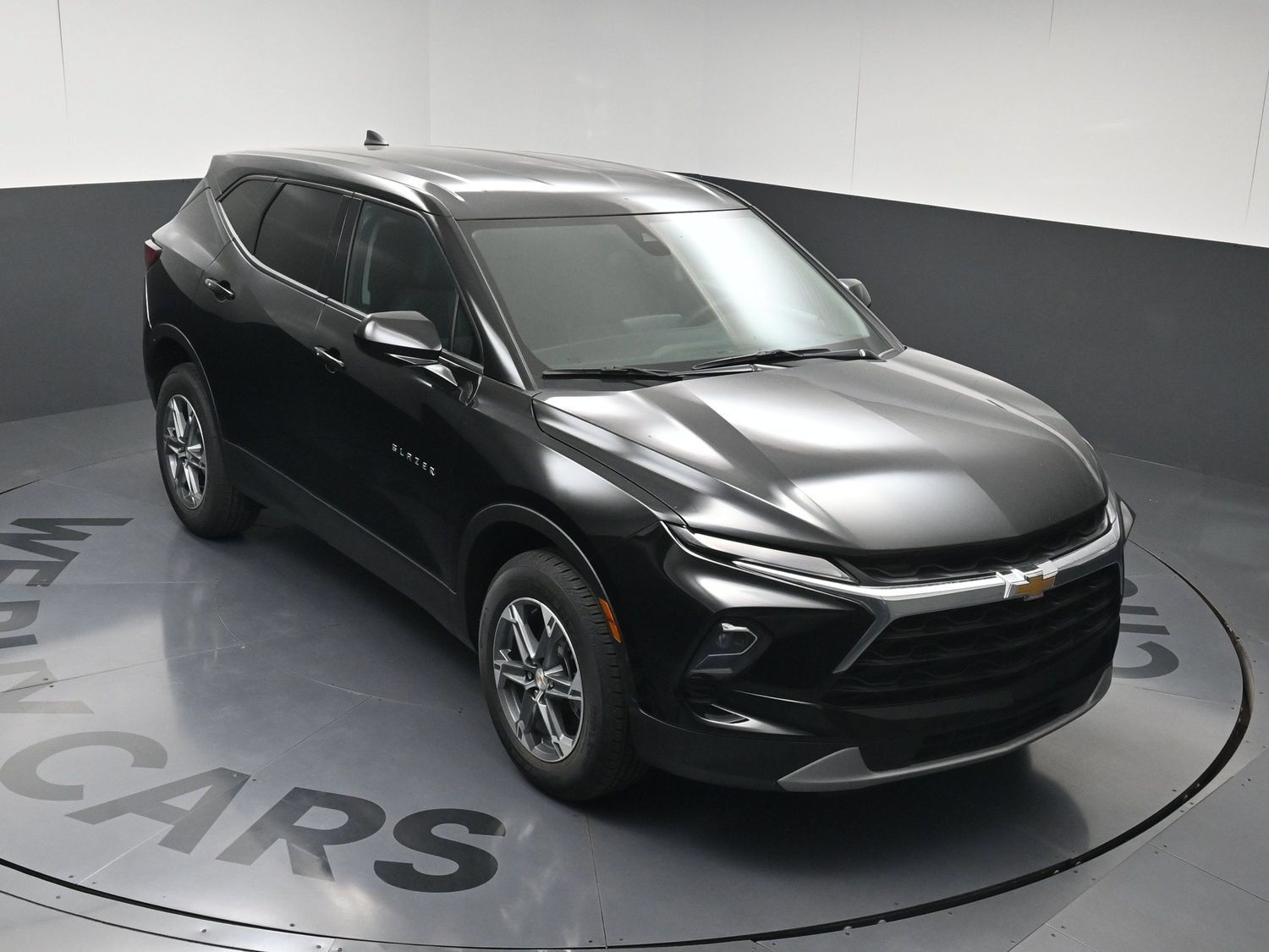 Used 2026 Chevrolet Blazer LT FWD image 32