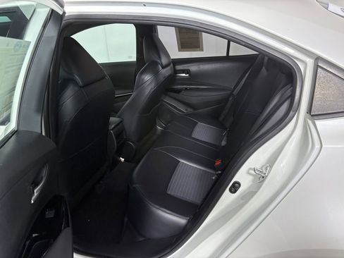 Used 2020 Toyota Corolla XSE image 30