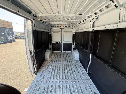 Used 2023 RAM ProMaster 2500 FWD image 59