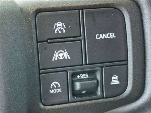 Used 2026 Toyota RAV4 XSE w/ Weather Package AWD/4WD image 16
