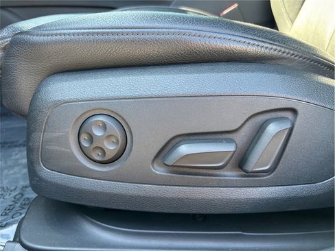 Used 2017 Audi A4 2.0T Prestige image 21