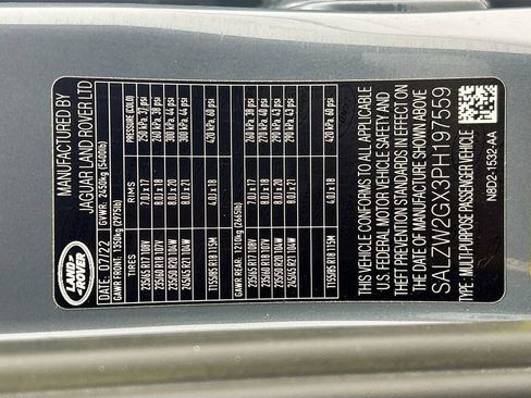 Used 2023 Land Rover Range Rover Evoque HST image 34