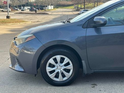 Used 2016 Toyota Corolla image 31