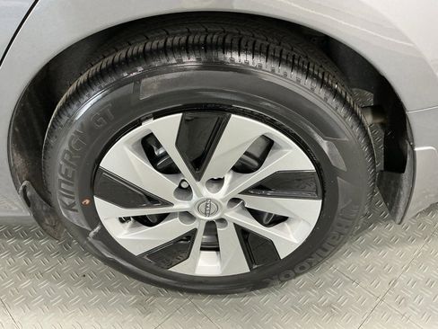 Used 2025 Nissan Altima 2.5 S image 25