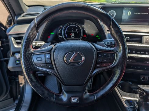 Used 2019 Lexus UX 250h F Sport AWD/4WD image 19