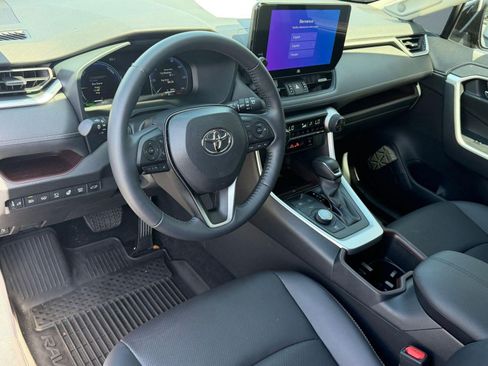 Certified 2025 Toyota RAV4 Limited w/ Advanced Technology Package image 4