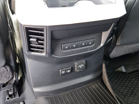 Used 2023 Toyota Tundra Capstone AWD/4WD image 23