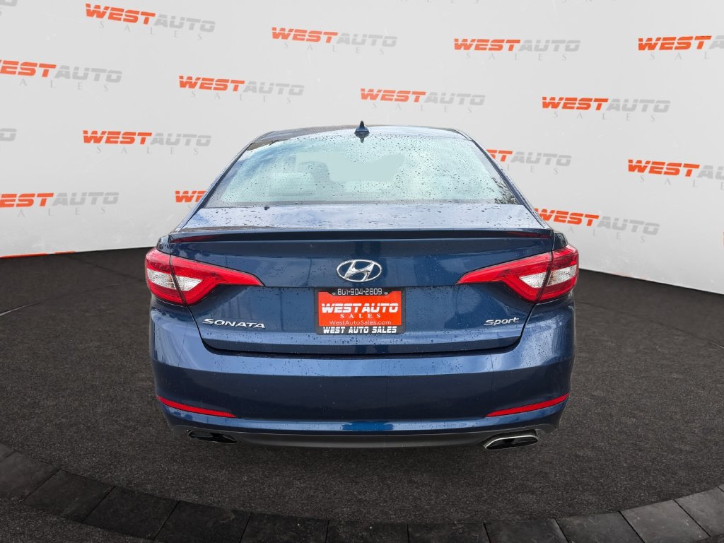 Used 2017 Hyundai Sonata Sport w/ Value Edition Package 02 FWD image 4