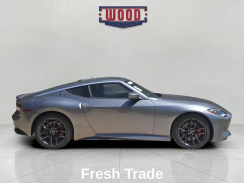Used 2025 Nissan Z Performance w/ Floor Mat Package RWD image 2