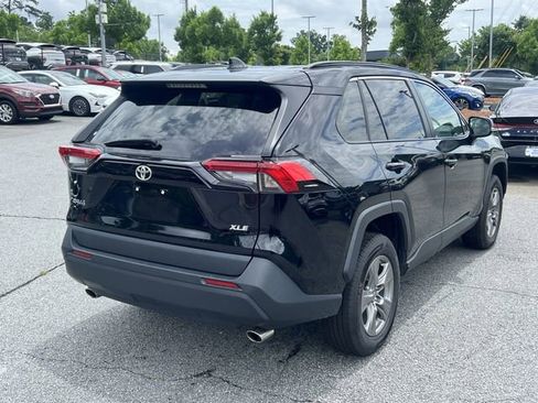 Used 2024 Toyota RAV4 XLE FWD image 7