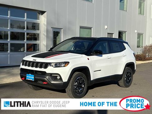 New 2026 Jeep Compass Trailhawk image 1