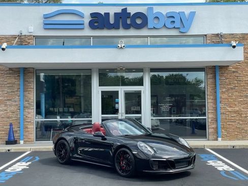 Used 2018 Porsche 911 Carrera 4 GTS AWD/4WD image 7
