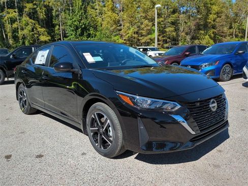 New 2025 Nissan Sentra SV image 2