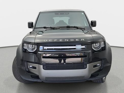 Certified 2024 Land Rover Defender 110 X-Dynamic SE image 2