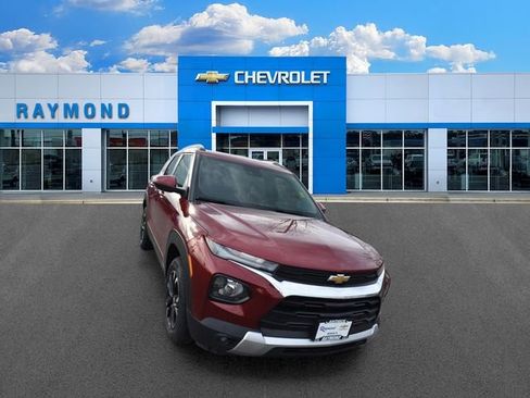 Used 2022 Chevrolet TrailBlazer LT AWD/4WD image 10