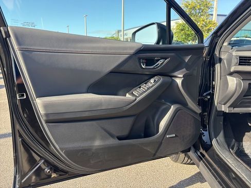 Certified 2024 Subaru Crosstrek 2.5i Limited w/ Crosstrek Mirror Package AWD/4WD image 11