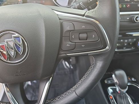 Used 2022 Buick Encore GX Essence w/ Advanced Technology Package image 18