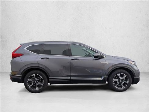 Used 2018 Honda CR-V Touring image 4