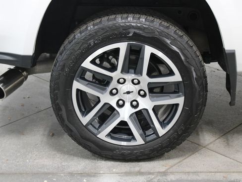 Used 2024 Chevrolet Colorado Z71 w/ Z71 Convenience Package 2 image 55