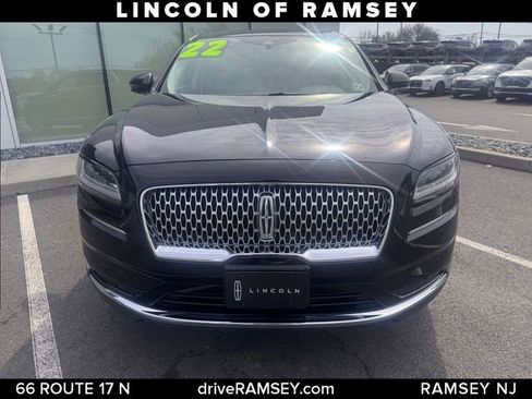 Used 2022 Lincoln Nautilus Reserve AWD/4WD image 11