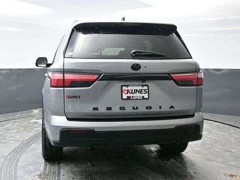Used 2024 Toyota Sequoia Platinum AWD/4WD image 11