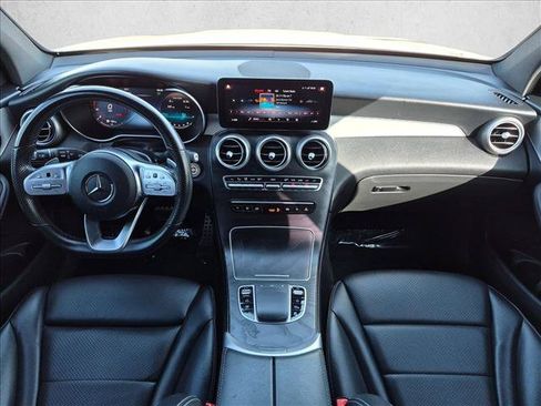 Used 2022 Mercedes-Benz GLC 300 image 17