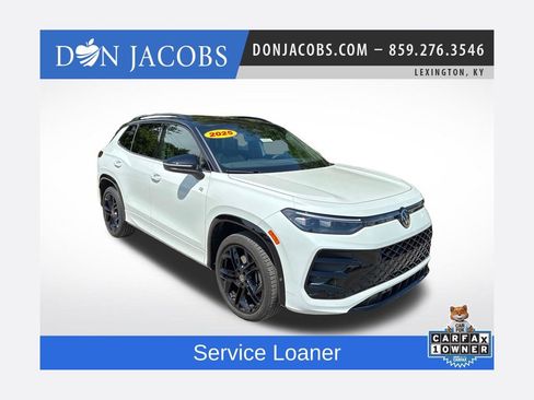 Used 2025 Volkswagen Tiguan SE R-Line AWD/4WD image 1