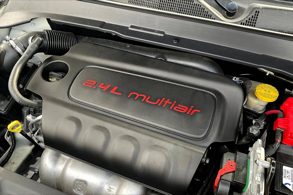 Used 2020 Jeep Compass Latitude FWD image 33