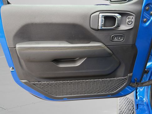 New 2026 Jeep Wrangler Sahara image 21