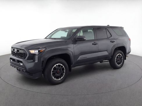Used 2025 Toyota 4Runner TRD Off-Road AWD/4WD image 3