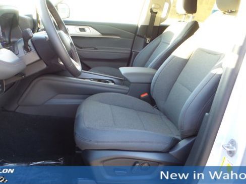 New 2026 Ford Explorer Active image 29