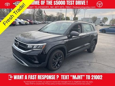 Used 2022 Volkswagen Taos S w/ IQ Drive S Package image 8