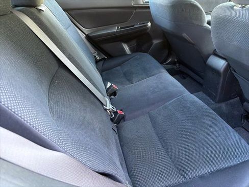 Used 2013 Subaru Impreza 2.0i Premium w/ All-Weather Pkg AWD/4WD image 10