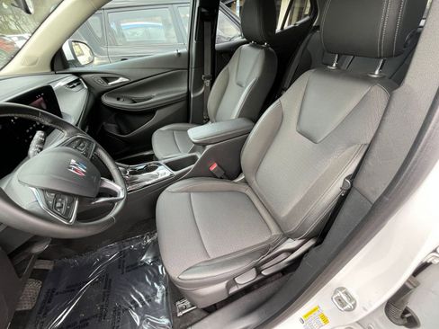 Used 2025 Buick Encore GX Preferred image 31