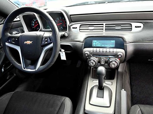 Used 2015 Chevrolet Camaro LS image 9