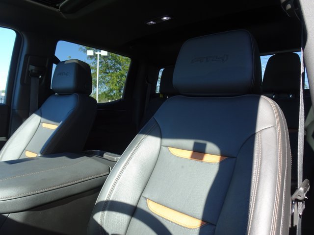 Used 2023 GMC Sierra 1500 AT4 w/ AT4 Premium Package AWD/4WD image 12