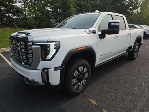 Used 2025 GMC Sierra 2500 Denali w/ Denali Reserve Package AWD/4WD image 2