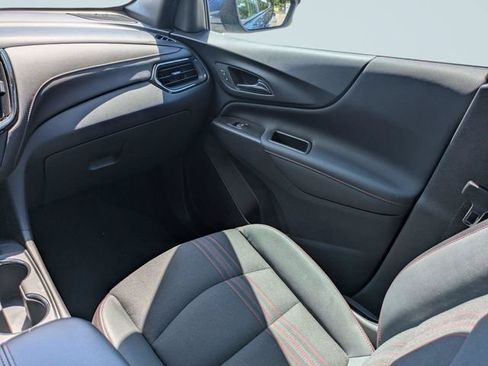 Used 2023 Chevrolet Equinox RS FWD image 19