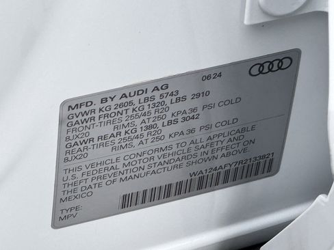 Used 2024 Audi SQ5 Premium Plus w/ Premium Plus Package AWD/4WD image 41