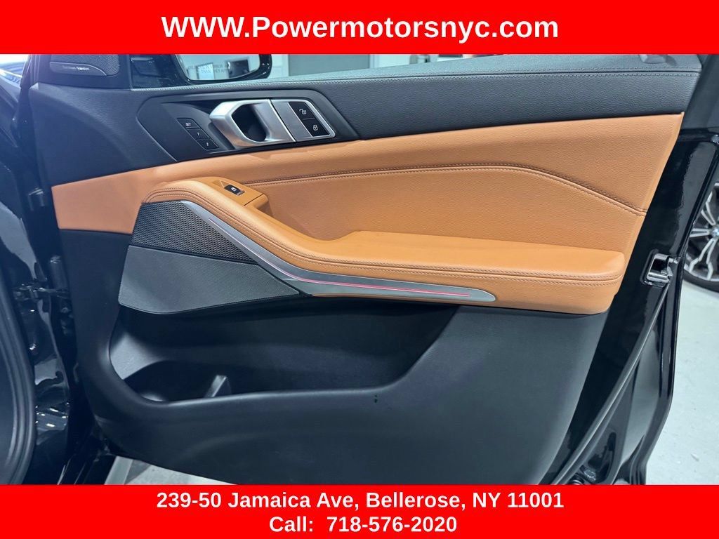 Used 2021 BMW X5 M50i w/ Premium Package AWD/4WD image 27