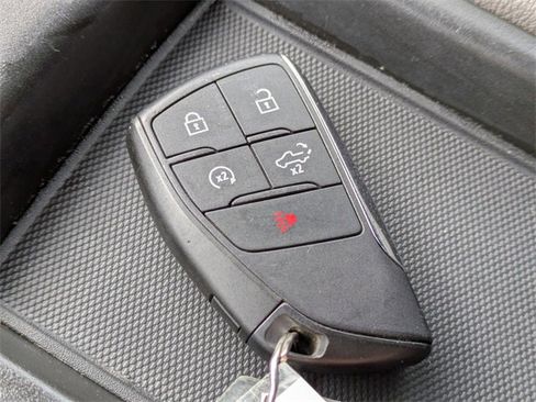 Used 2024 GMC Sierra 1500 SLT image 33