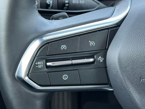 Used 2026 Chevrolet Equinox LT w/ Convenience Package II AWD/4WD image 19