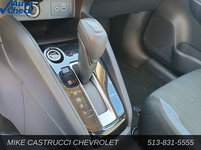 Used 2024 Nissan Versa SV FWD image 18